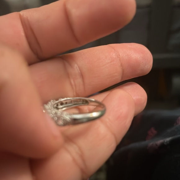 Silver ring - Picture 4 of 4